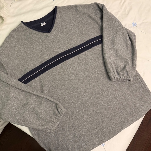 VINTAGE GAP fleece v-neck longsleeve striped sweatshirt - Picture 3 of 8